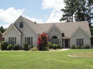 728 Lincoln Dr, Winder, GA 30680