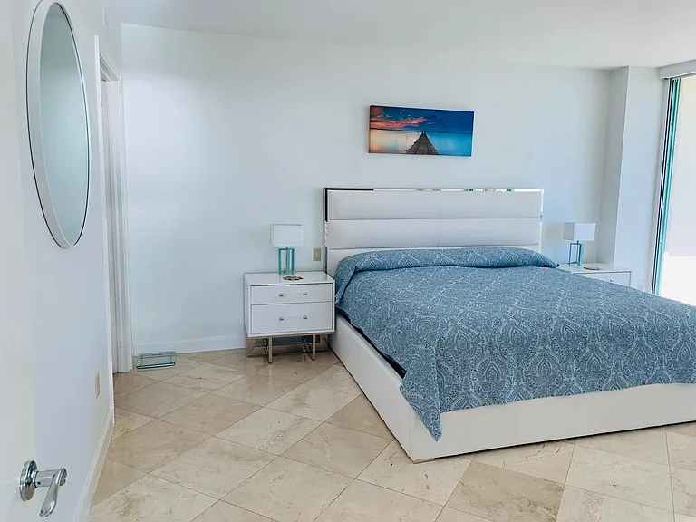 3400 SW 27th Ave #1001 — Photo 35