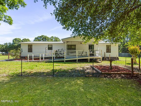 4th image of 20683 CROOKED RIVER Place