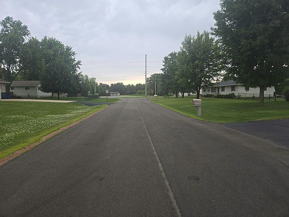 5th image of 6104 Birchwood Ln