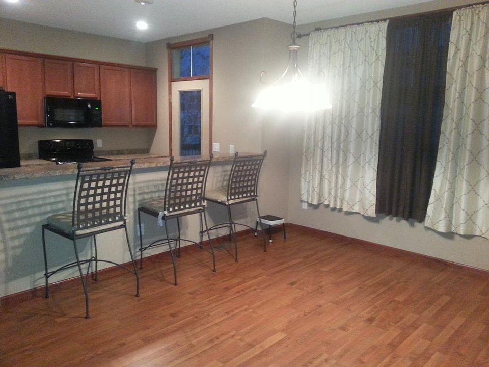 1st image of 1608 Deerwood Ln