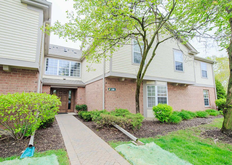 1st image of 116 White Oak Ct APT 10