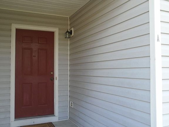 4th image of 5841 Maidstone Ln Unit A