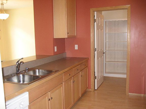 Kitchen w/pantry & xtra under stairway storage