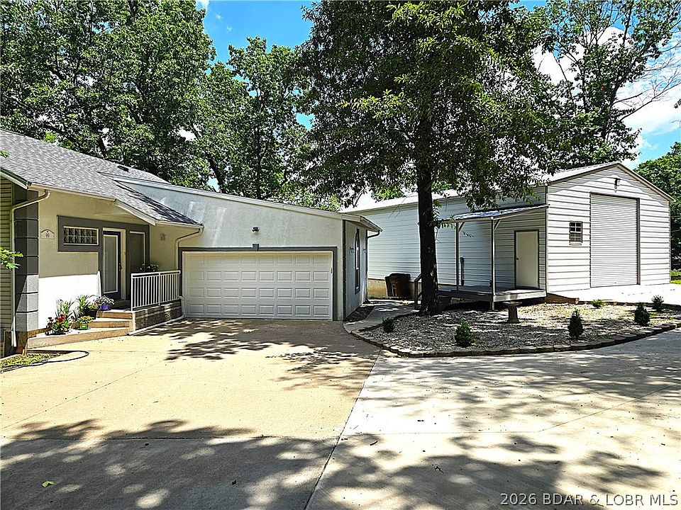 1st image of 99 Thornwood Cir