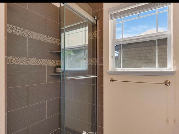 4th image of 4469 248th Ln SE #4469