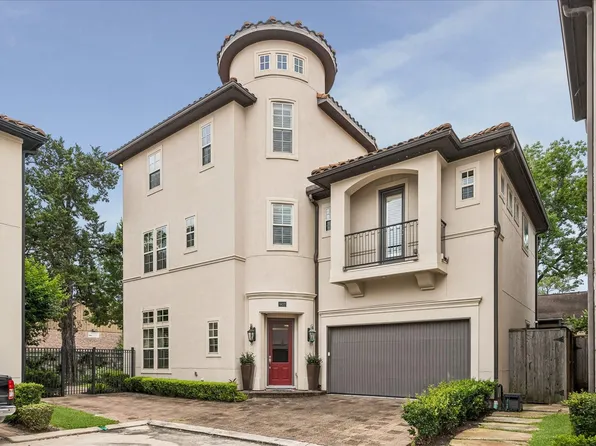 907 Queen Annes Rd, Houston, TX 77024