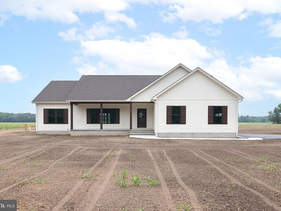 1st image of 28219 Farm View Ln