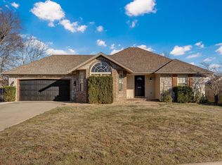 820 S Quade Road, Springfield, MO 65802