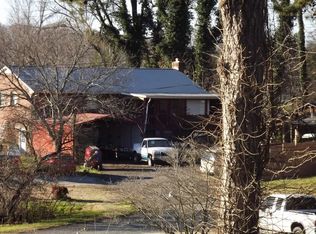 1524 Teague Ln, Kernersville, NC 27284