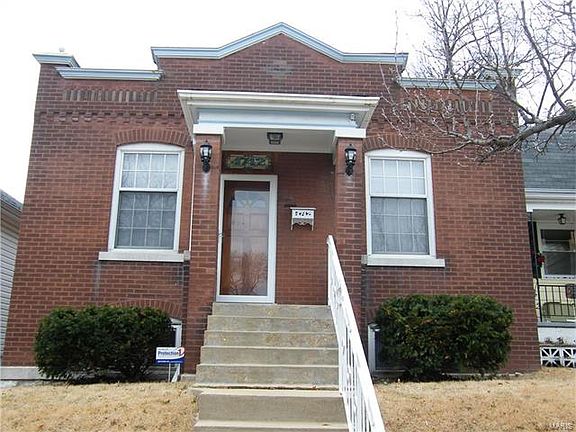 2nd image of 4742 Dahlia Ave