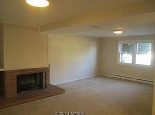 13242 Kurtz Rd, Woodbridge, VA 22193