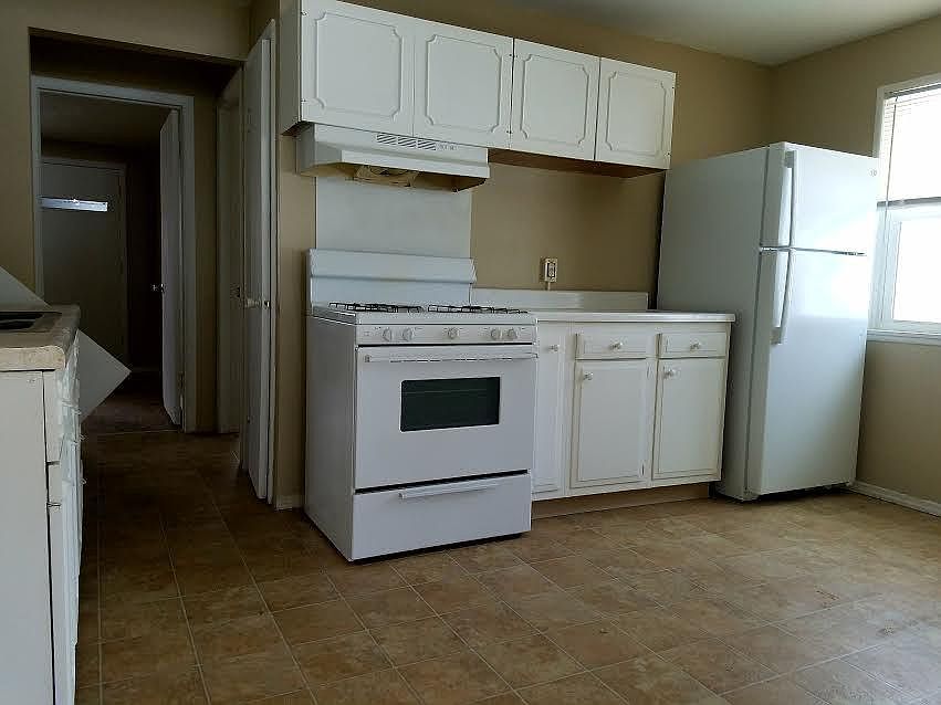 1st image of 620 E Jameson Ave