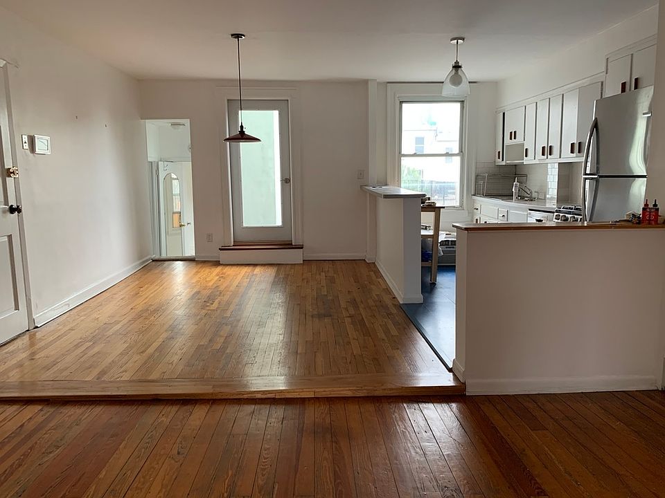 1st image of 37 Douglass St APT 2