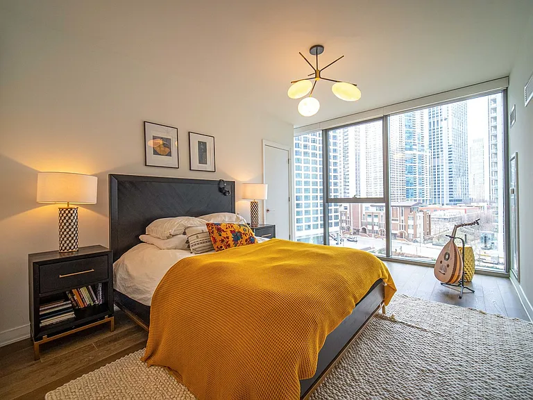 211 N Harbor Dr #1303 — Photo 8