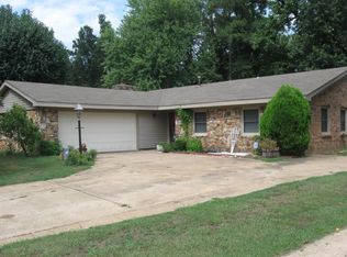 2012 Broadmoor Rd, Jonesboro, AR 72401