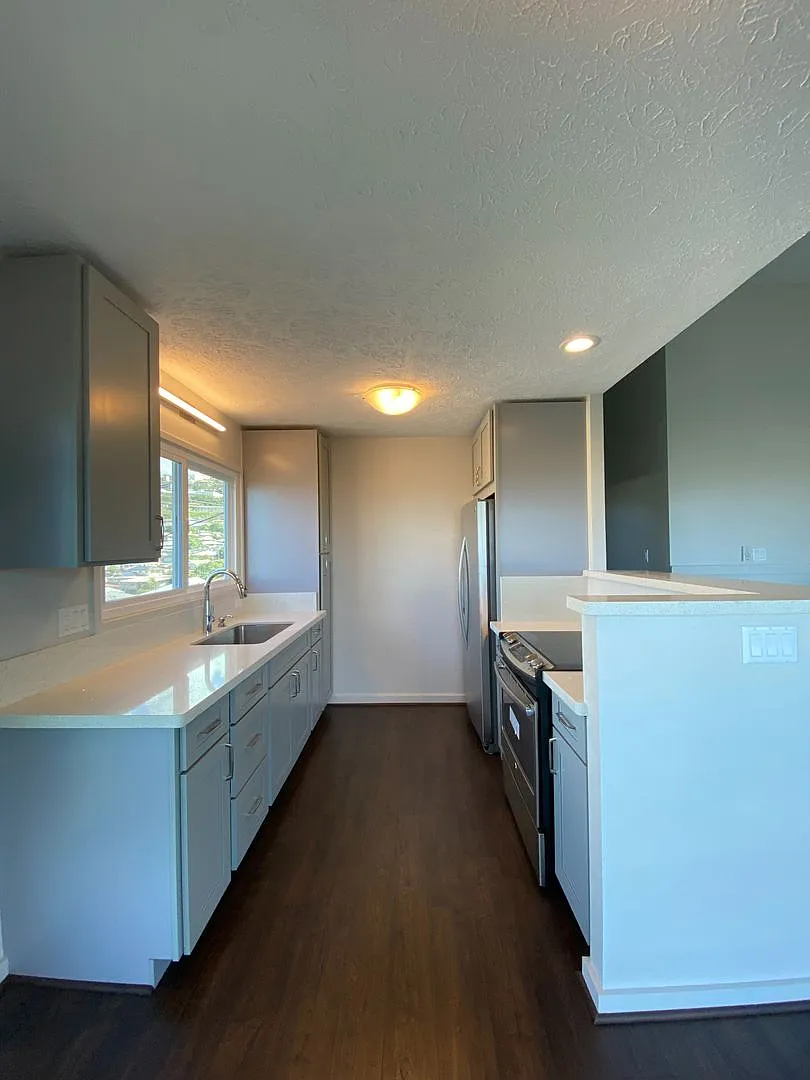 Building Photo - 1905 Naio St #1