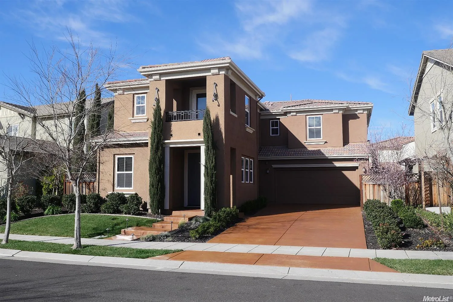 485 W Bonaventure Ave photo 1