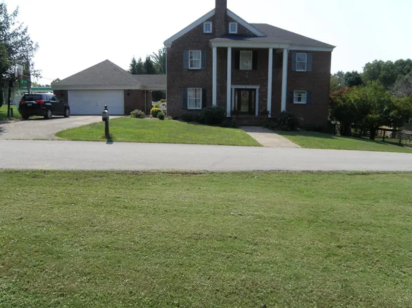 5 Forest Hills Ct, Ashland, KY 41101