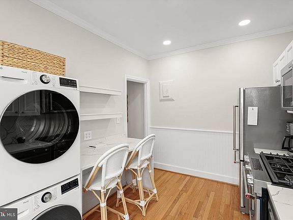 5th image of 2605 O St NW APT 3