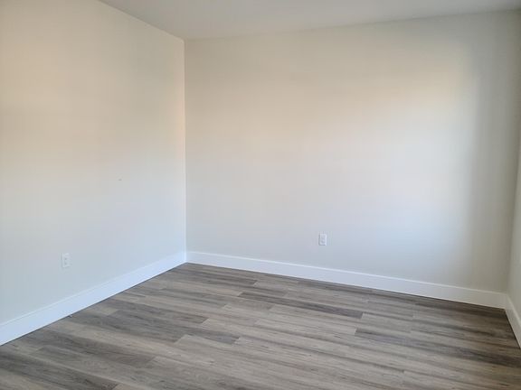 5th image of 9 Gifford Ave #205