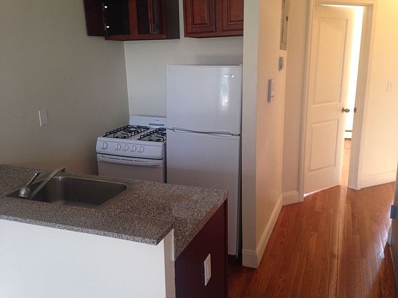 5th image of 86 E 111th St APT 3