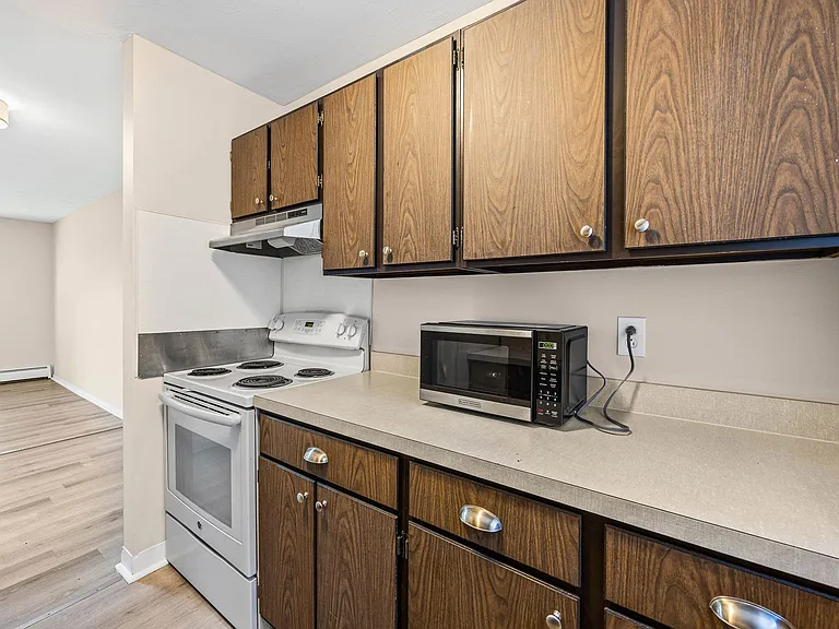 721 Cedarwood — Photo 22