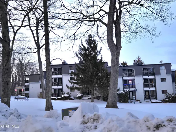 1312 Stembogan Valley #127-E, Claysburg, PA 16625