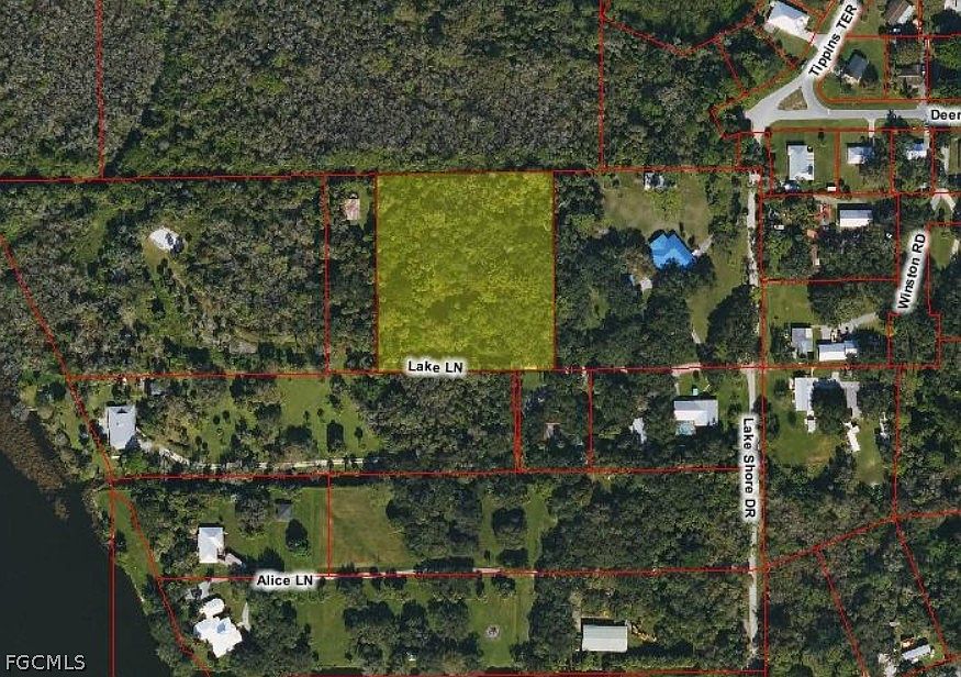 2nd image of 5303 Lake Ln