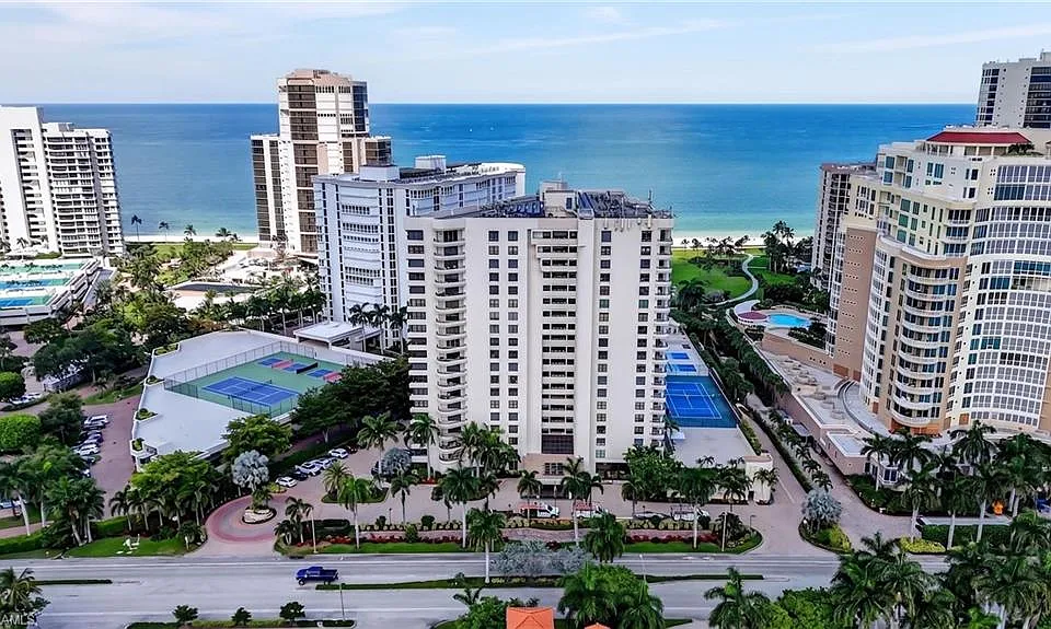 4451 Gulf Shore Blvd N #1604