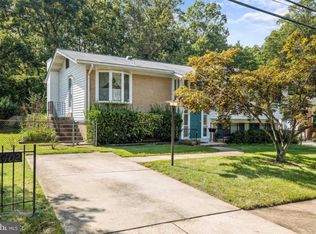 6402 Hardwood Dr, Lanham, MD 20706
