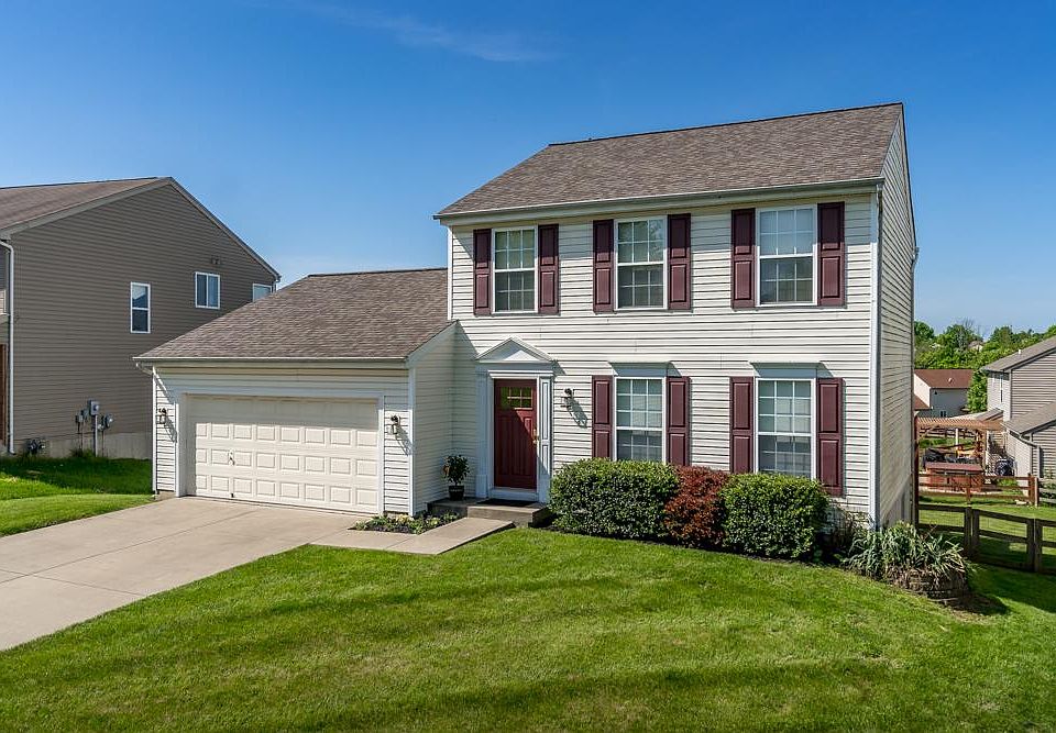 1st image of 221 University Dr