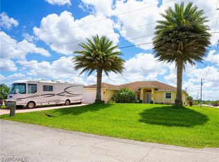 3221 20th St SW, Lehigh Acres, FL 33976