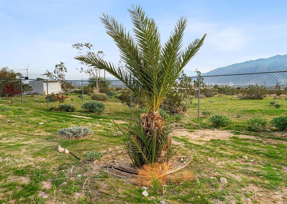 1st image of 668040015 Hilltop Rd