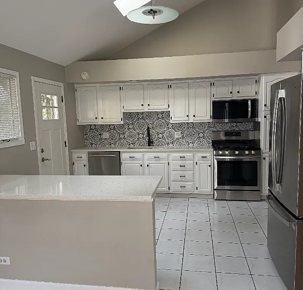 712 Chestnut St — Photo 2
