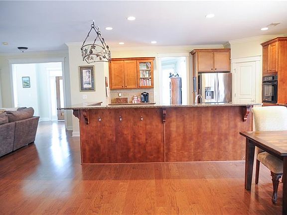 2nd image of 4008 Andover Cir
