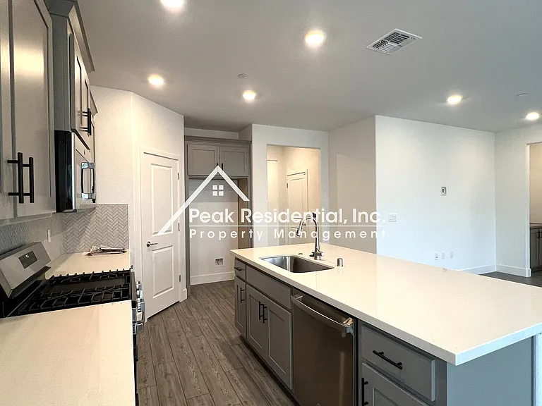 8349 Kyler Rd — Photo 12