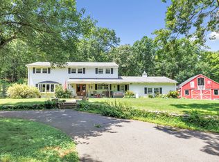 5 Sharon Dr, Beacon Falls, CT 06403