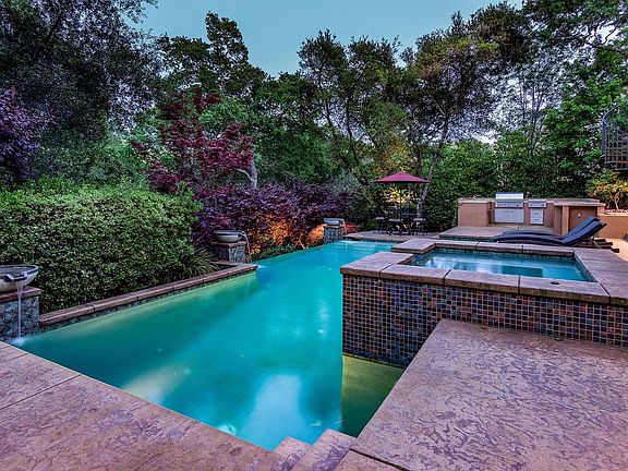 5th image of 6105 Aldea Dr