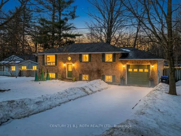 3861 East St E, Innisfil, ON L9S 2L9