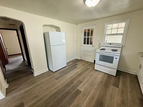 1314 W Thomas St Photo 1