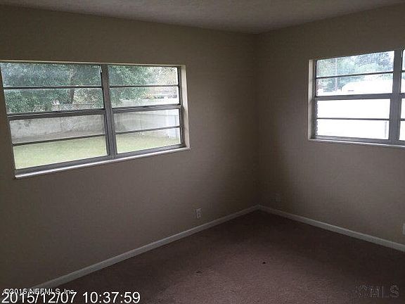 5th image of 205 Citra Dr