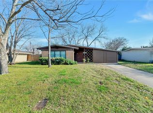 1838 Salem St, Irving, TX 75061