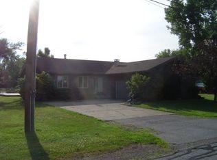 9585 Bay Creek Rd, Erie, MI 48133