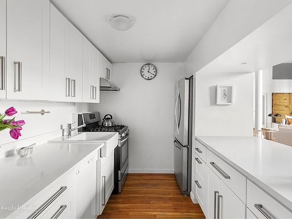4th image of 66 Crosby St APT 5F