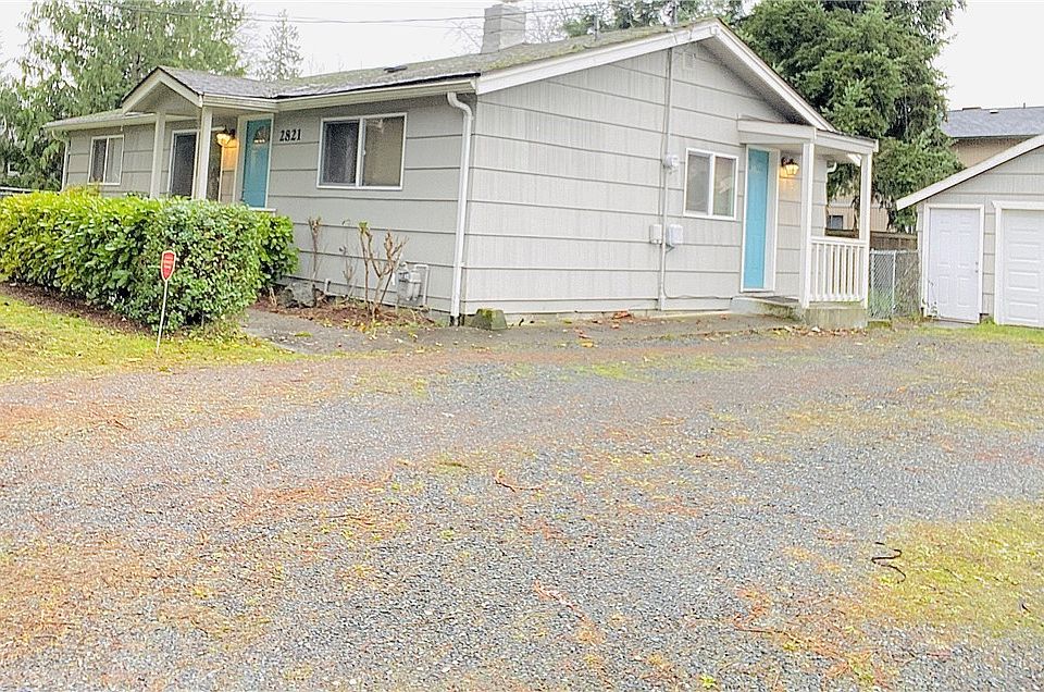1st image of 2128 O St SE