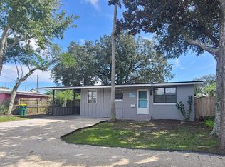 829 Penman Rd, Jacksonville Beach, FL 32250