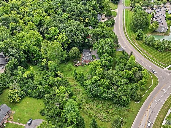 2nd image of 7376 Normandy Ln