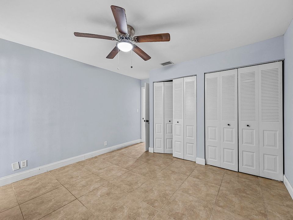 1st image of 841 NW 82nd Avenue #2