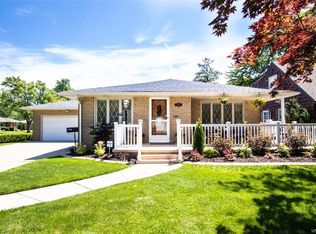 279 Park Forest Dr, Buffalo, NY 14221